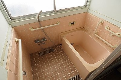永田東戸建（旧）浴室